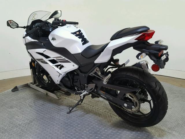 JKAEX8B18HDA38969 - 2017 KAWASAKI EX300 B WHITE photo 6