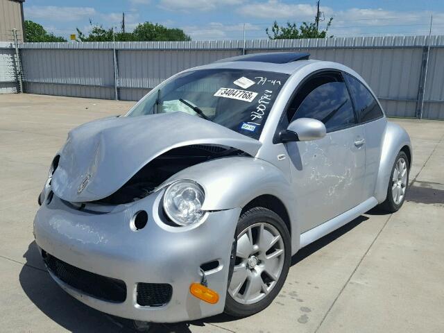 3VWFE21C12M459714 - 2002 VOLKSWAGEN NEW BEETLE 银色 照片 2