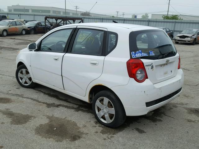 KL1TD66E39B404913 - 2009 CHEVROLET AVEO LS WHITE photo 3