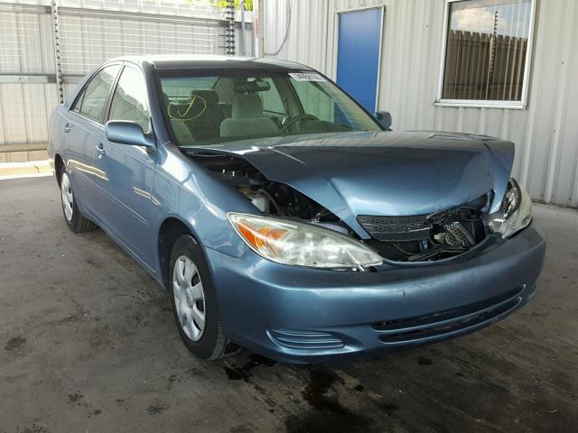 4T1BE32K62U548697 - 2002 TOYOTA CAMRY LE ლურჯი ფოტო 1