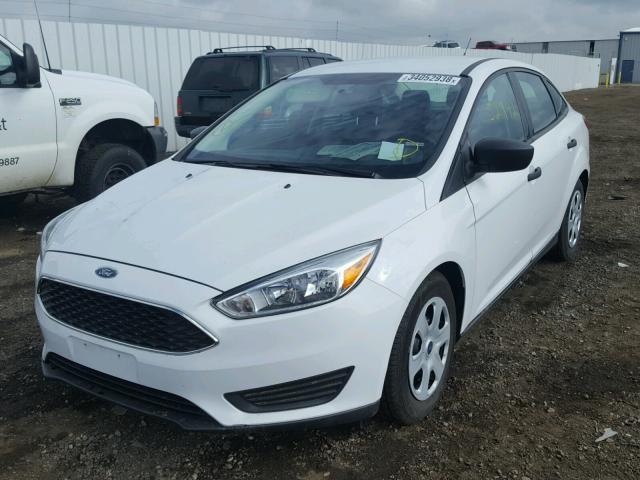 1FADP3E20FL281111 - 2015 FORD FOCUS S WHITE photo 2