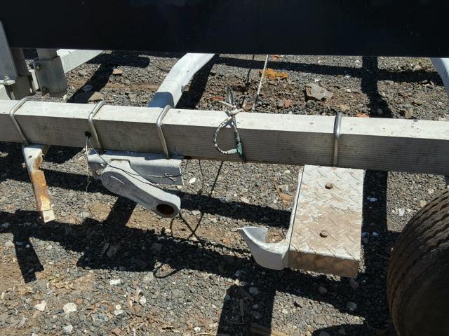 TM22246B08000B99 - 1999 UTILITY TRAILER GRAY photo 9