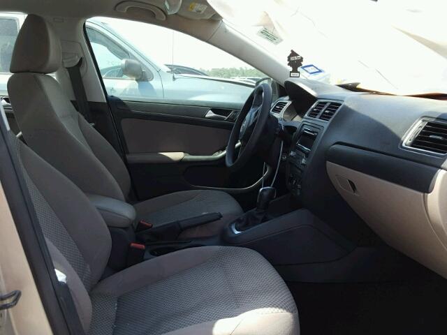 3VW2K7AJ5EM334707 - 2014 VOLKSWAGEN JETTA BASE Շագանակագույն լուսանկար 5