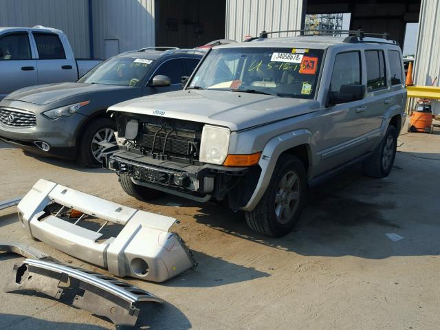 1J8HH58207C673371 - 2007 JEEP COMMANDER GOLD photo 2