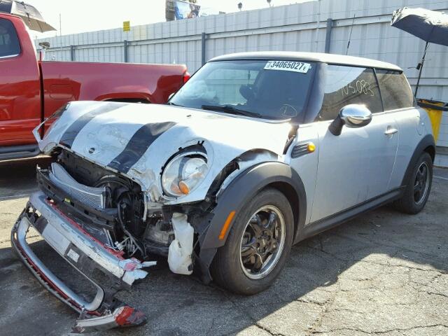 WMWMF33548TT61229 - 2008 MINI COOPER SILVER photo 2