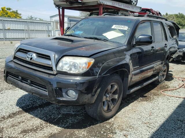 JTEZU14R260066421 - 2006 TOYOTA 4RUNNER SR BLACK photo 2