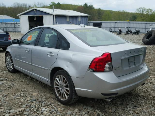 YV1672MS9B2536251 - 2011 VOLVO S40 T5 SILVER photo 3