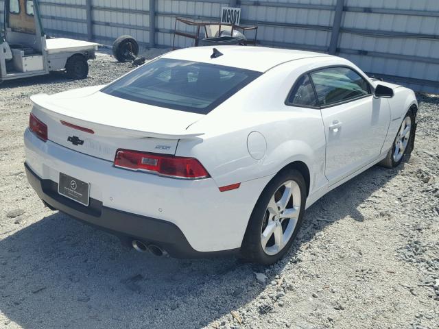 2G1FG1EW7F9269323 - 2015 CHEVROLET CAMARO SS WHITE photo 4