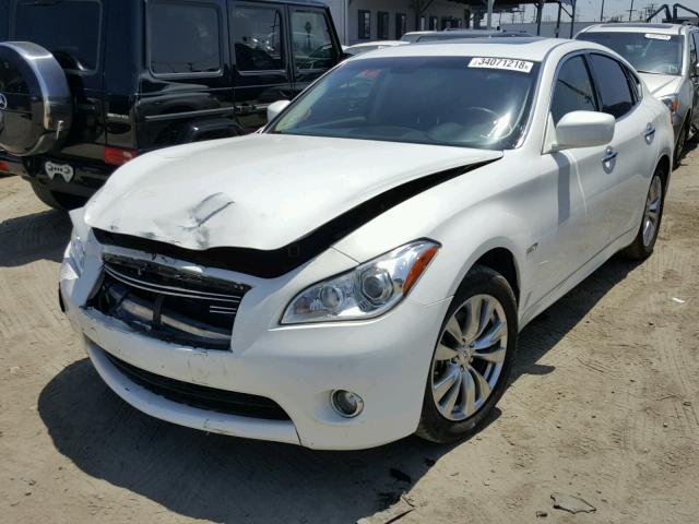 JN1EY1AP9CM910908 - 2012 INFINITI M35H WHITE photo 2