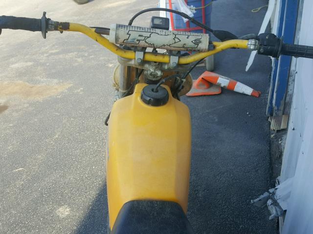 203363 - 1980 SUZUKI PE175 YELLOW photo 5