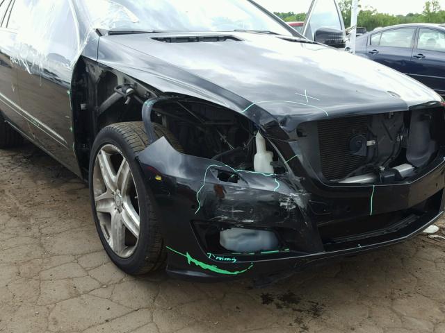 4JGCB6FE9BA118599 - 2011 MERCEDES-BENZ R 350 4MAT BLACK photo 9