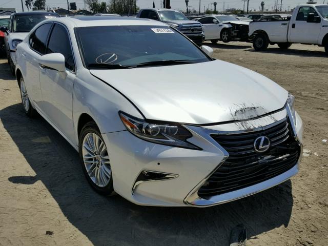 JTHBW1GG5J2174764 - 2018 LEXUS ES 300H WHITE photo 1