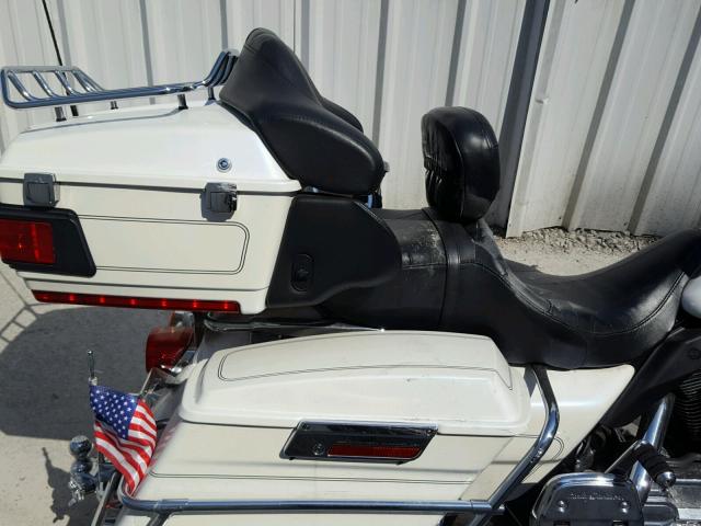 1HD1FCW126Y703273 - 2006 HARLEY-DAVIDSON FLHTCUI WHITE photo 6