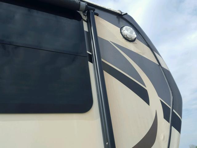 4YDF34425F4701605 - 2015 KEYSTONE MONTANA TAN photo 9