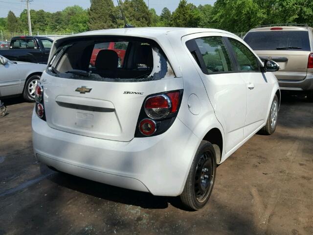 1G1JA6SH1E4197888 - 2014 CHEVROLET SONIC LS WHITE photo 4