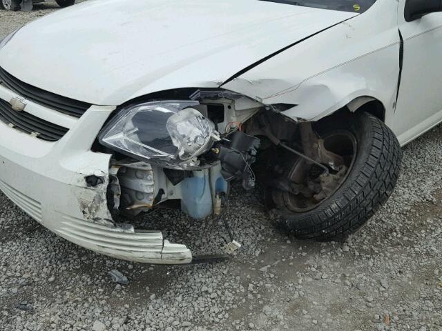 1G1AK55FX67768005 - 2006 CHEVROLET COBALT LS WHITE photo 9