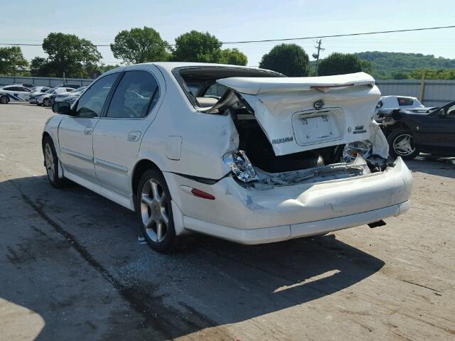 JN1CA31D41T613349 - 2001 NISSAN MAXIMA GXE WHITE photo 3