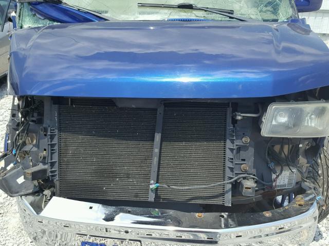 1GDFG15T831201914 - 2003 GMC SAVANA RV BLUE photo 7