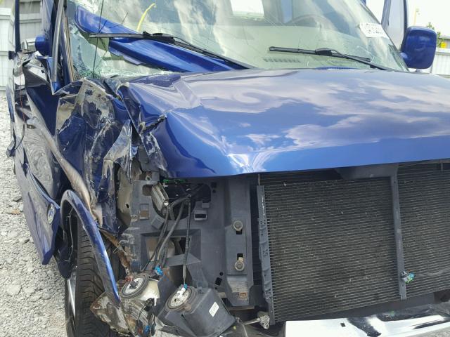 1GDFG15T831201914 - 2003 GMC SAVANA RV BLUE photo 9