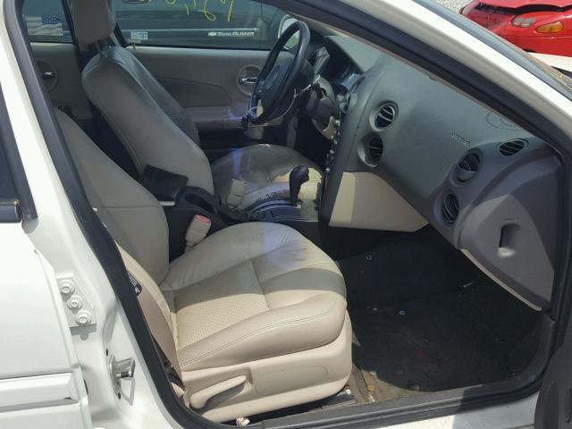 2G2WS542X41178560 - 2004 PONTIAC GRAND PRIX WHITE photo 5