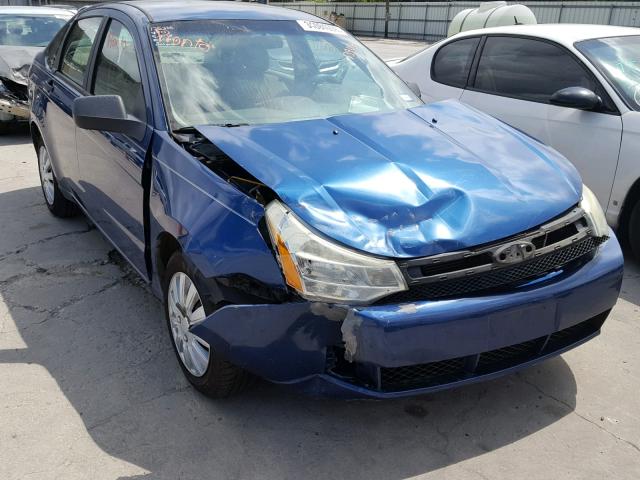 1FAHP34N58W139075 - 2008 FORD FOCUS S/SE BLUE photo 1