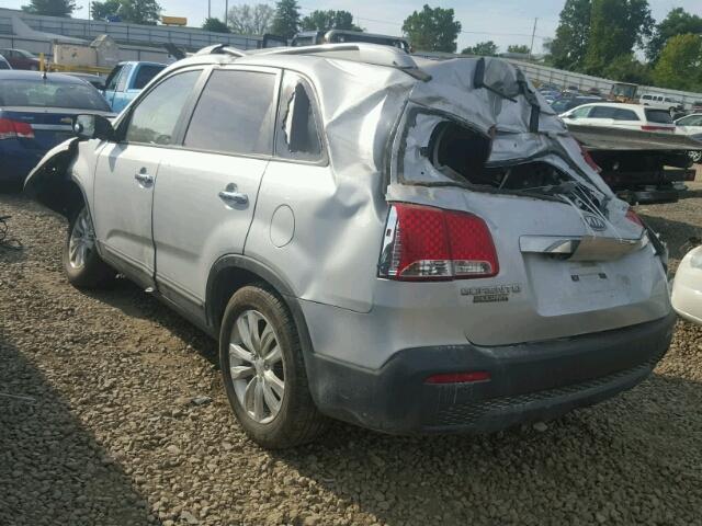 5XYKT4A29BG080726 - 2011 KIA SORENTO BA WHITE photo 3