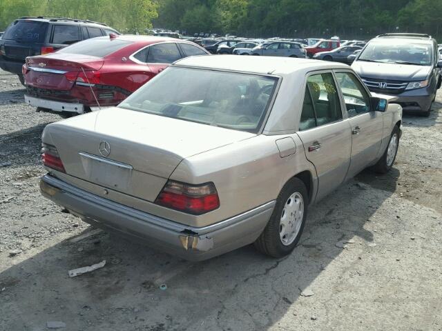 WDBEB31E8SC084449 - 1995 MERCEDES-BENZ E 300D TAN photo 4