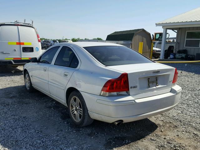 YV1RS592762556977 - 2006 VOLVO S60 2.5T WHITE photo 3