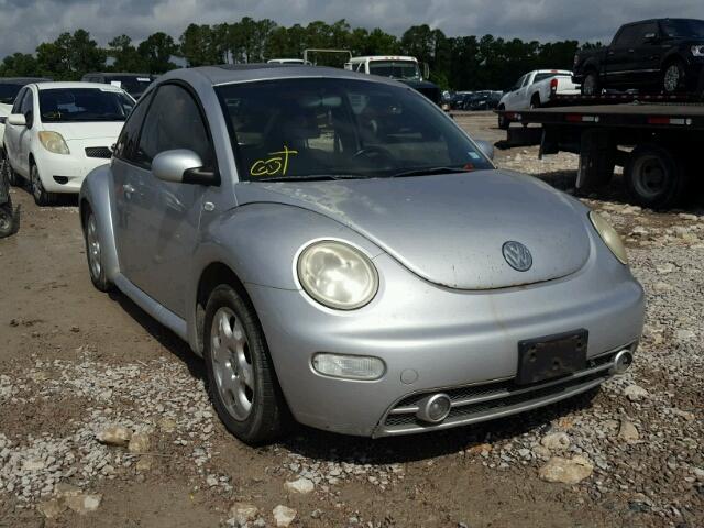 3VWCC21C71M408791 - 2001 VOLKSWAGEN NEW BEETLE 银色 照片 1