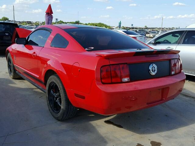 1ZVHT80N585168295 - 2008 FORD MUSTANG RED photo 3