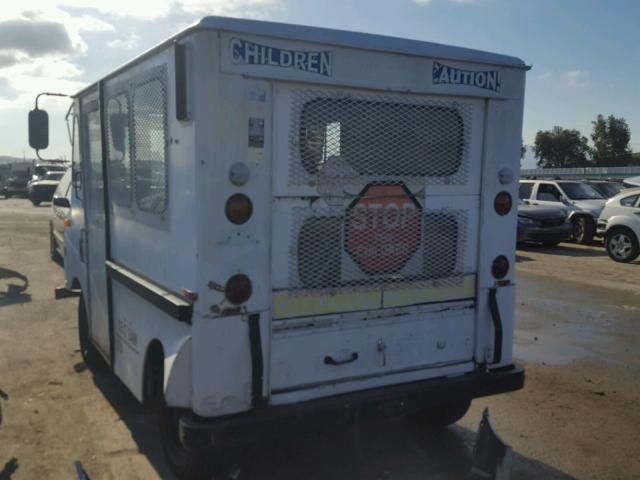 1UTCF10F9ES295317 - 1984 AMERICAN MOTORS BOXVAN WHITE photo 3