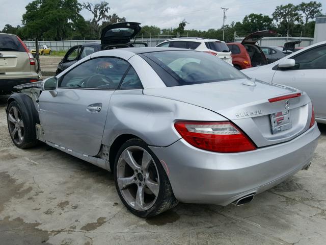 WDDPK5HA7CF015184 - 2012 MERCEDES-BENZ SLK 350 SILVER photo 3