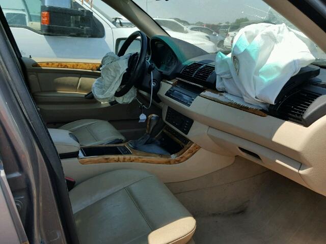 5UXFB53595LV11722 - 2005 BMW X5 4.4I BROWN photo 5