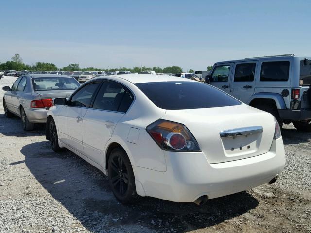 1N4BL2AP5BC166755 - 2011 NISSAN ALTIMA SR WHITE photo 3