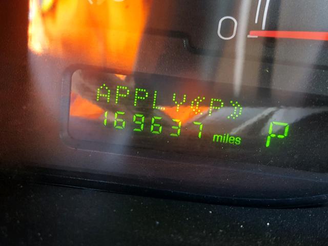 1LNHM86S24Y684132 - 2004 LINCOLN LS 银色 照片 8