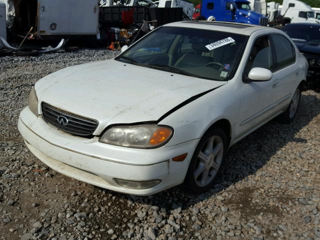 JNKDA31A32T000582 - 2002 INFINITI I35 WHITE photo 2