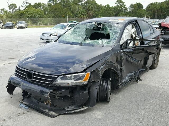 3VW2K7AJ1FM304699 - 2015 VOLKSWAGEN JETTA BASE 黑色 照片 2