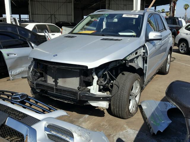 4JGDA5JB6DA118111 - 2013 MERCEDES-BENZ ML 350 SILVER photo 2