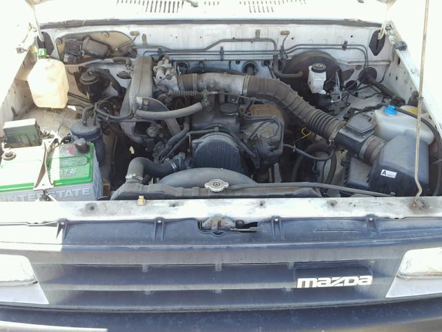 JM2UF3232N0262176 - 1992 MAZDA B2200 CAB WHITE photo 7