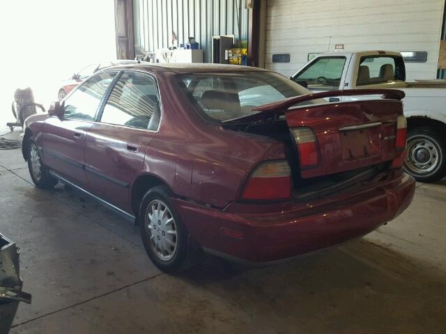 1HGCD5631TA113679 - 1996 HONDA ACCORD LX RED photo 3