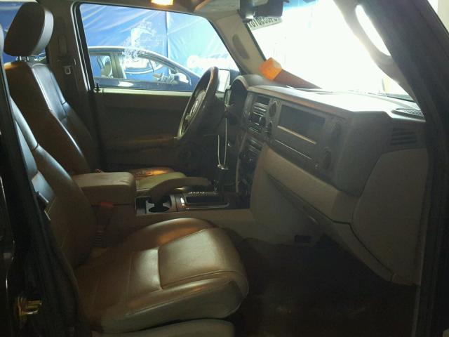 1J8HG48K66C337333 - 2006 JEEP COMMANDER BLACK photo 5