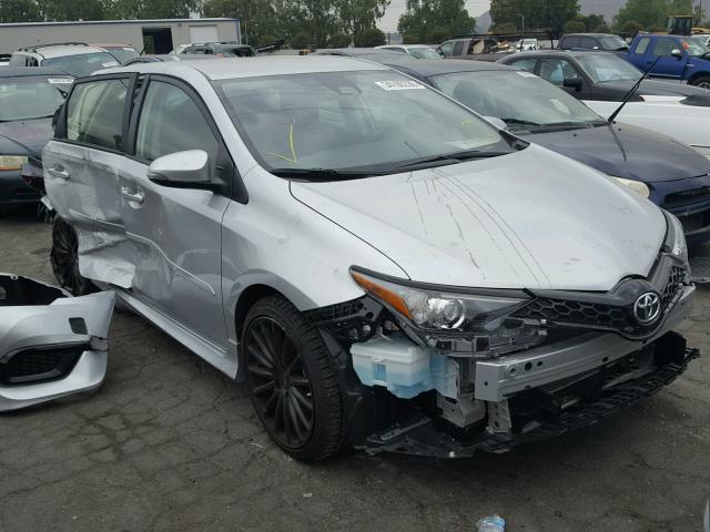 JTNKARJE3JJ560106 - 2018 TOYOTA COROLLA IM SILVER photo 1