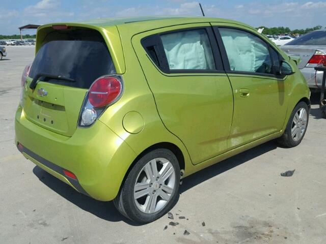 KL8CD6S99EC417129 - 2014 CHEVROLET SPARK 1LT GREEN photo 4