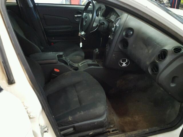 2G2WP552981115620 - 2008 PONTIAC GRAND PRIX WHITE photo 5