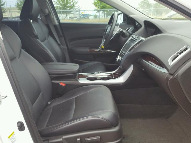 19UUB2F53GA005368 - 2016 ACURA TLX TECH WHITE photo 5