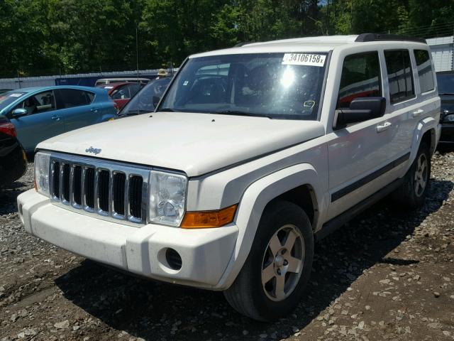 1J8HH48K09C547797 - 2009 JEEP COMMANDER WHITE photo 2