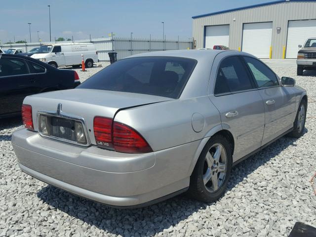 1LNHM87A12Y709685 - 2002 LINCOLN LS Gümüş foto 4