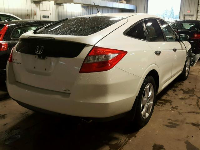 5J6TF2H5XAL010097 - 2010 HONDA ACCORD CRO WHITE photo 4