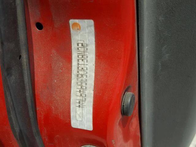 2CNBE13C636949744 - 2003 CHEVROLET TRACKER RED photo 10
