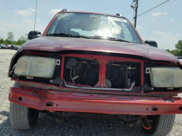 2CNBE13C636949744 - 2003 CHEVROLET TRACKER RED photo 9